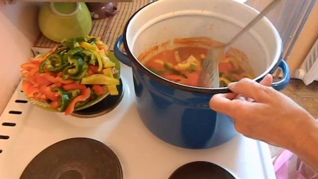 ЛЕЧО ИЗ ПЕРЦЕВ И ПОМИДОРОВ ПАЛЬЧИКИ ОБЛИЖЕШЬ. ЗАГОТОВКИ НА ЗИМУ смотреть онлайн