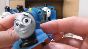 Thomas the tank engine toys come out of the box Thomas & Friends RiChannel