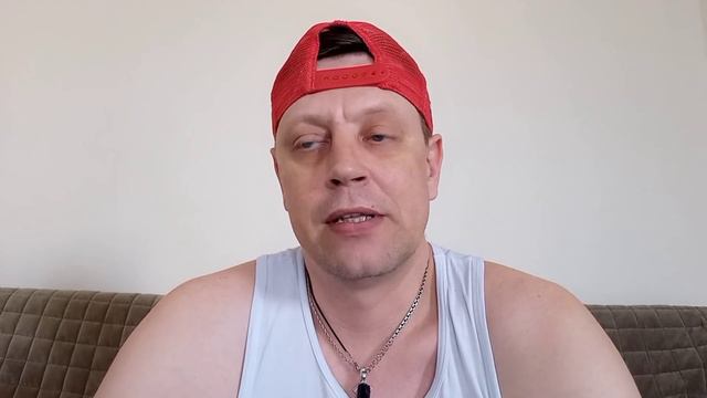 Опрос: Вы бы стали встречаться с бедным парнем? смотреть онлайн