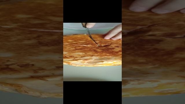 Испекли вкусный пирог из лаваша