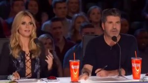 Быстрое переодевание. ОЧЕНЬ быстрое...