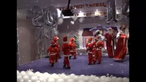 Танец Санта клаусов - рус сектор(Baby Plaza muasir usaq bagcasi)
