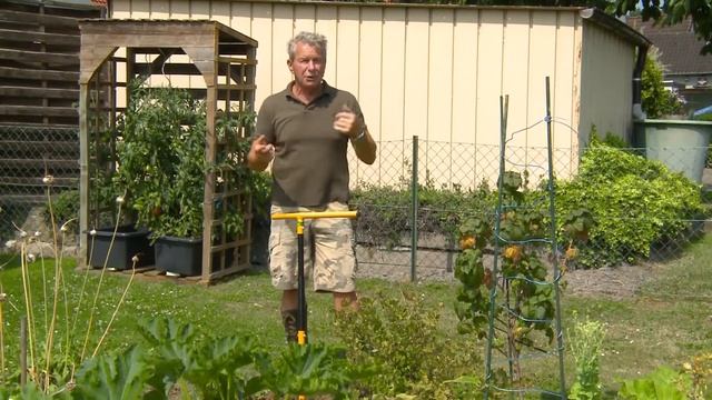 TORNADICA Ручной культиватор-корнеудалитель смотреть онлайн