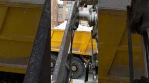 Погрузчик Вольво л90д погрузка снега