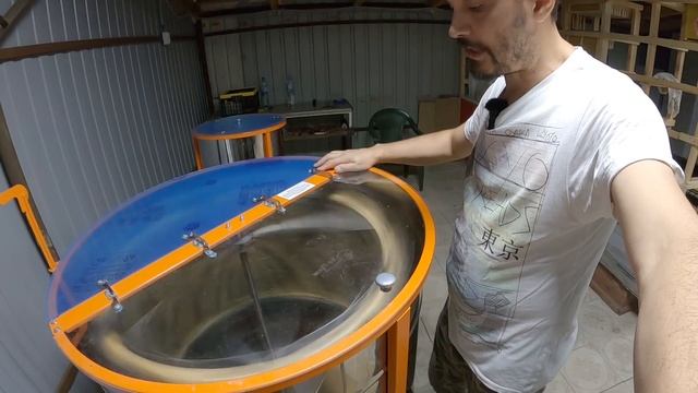 ПАСЕКА 2021 КАЧАЕМ МЕД (Откачка меда).mp4 смотреть онлайн