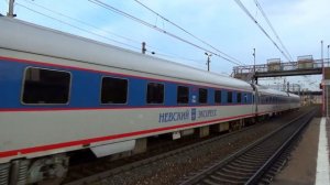 Приветливая бригада на ЧС200-011 с поездом "Невский Экспресс" №748 "Москва - Санкт Петербург"