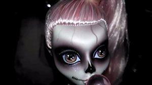 Review - Zomby Gaga
