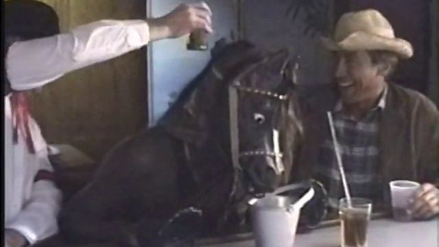 Horse Costume смотреть онлайн