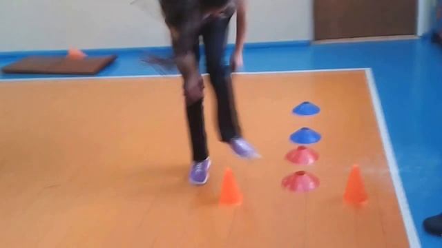 Физическая культура 7 класс 3 раздел Изучение и улучшение длинных прыжков смотреть онлайн