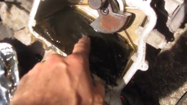 В КОМПРЕСОР ЗАЛИЛИ ОЛИФУ смотреть онлайн