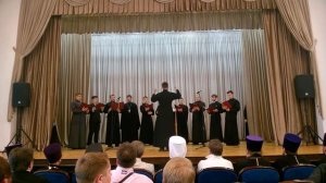 Достойно Есть яко во Истину , Блажити , Тя Богородицу - исполняет хор Минской духовной академии.