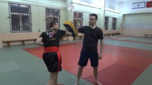 Секрет эффективности удара локтем