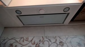 КУХНЯ ИЗ МДФ С ШИРОКОЙ СТОЛЕШНИЦЕЙ ПОД ОКНОМ - ОБЗОР