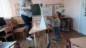Занятие по " Развитию слухового восприятия" у глухого ребенка.