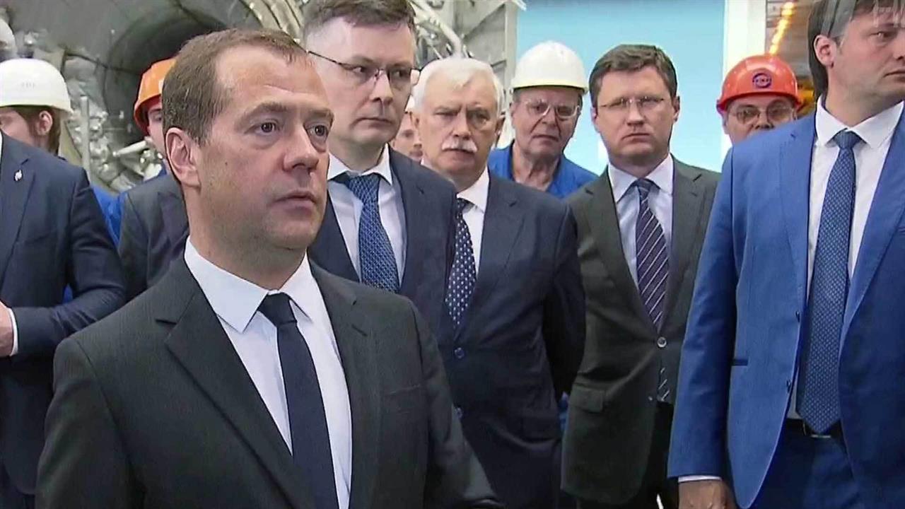 Дмитрий Медведев провел в Санкт-Петербурге заседание правительственной комиссии по импортозамещению