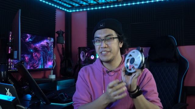 RAZER Chroma Addressable RGB Controller || UNBOXING & REVIEW смотреть онлайн