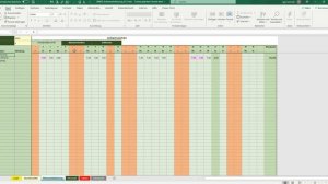 Excel Tool für Kleinunternehmen: automatisierte Arbeitszeiterfassung.