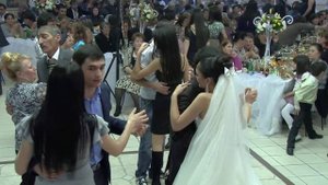 Денис и Алена танец брата с невестой
