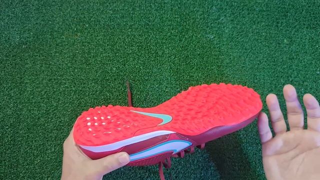 NIKE TIEMPO LEGEND 9 ACADEMY TF - INTERMEDIÁRIA COM CONFORTO DE TOP DE LINHA смотреть онлайн