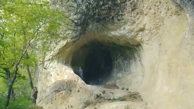 Поход в пещеру первобытного человека ст. Хамкетинская. Видео от Ольги Хорошавиной смотреть онлайн