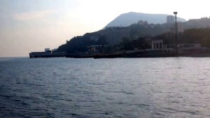 Море в Алуште (Крым) 20 октября 2015