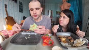 МУКБАНГ ШАУРМА / КЕБАБ ИЗ КУРИЦЫ / КАРТОФЕЛЬ И ГРИБЫ НА ГРИЛЕ / ОВОЩИ / EATING Mukbang ASMR АСМР