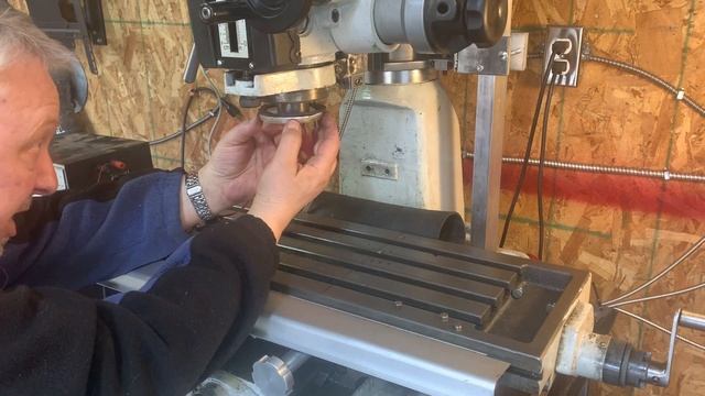 Milling Machine Spindle Light смотреть онлайн
