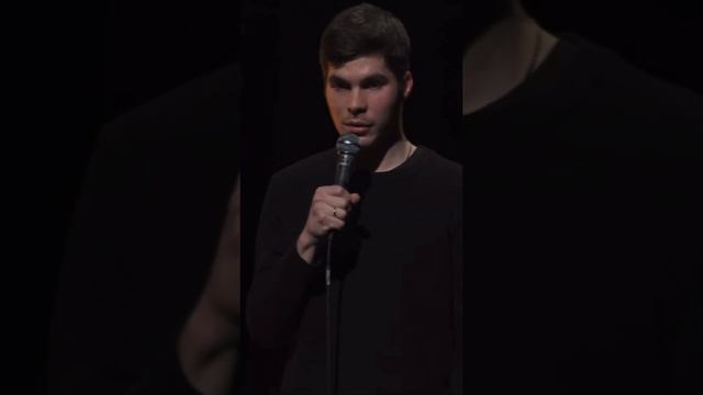 Богдан Лисевский - Медведь на ухо наступил смотреть онлайн