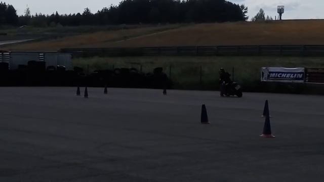 Станислав Туганов. Honda CB400SF. смотреть онлайн