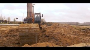 Разработка котлована под фундамент Hitachi ZX 280 LC