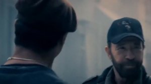 Чак Норрис против кобры.