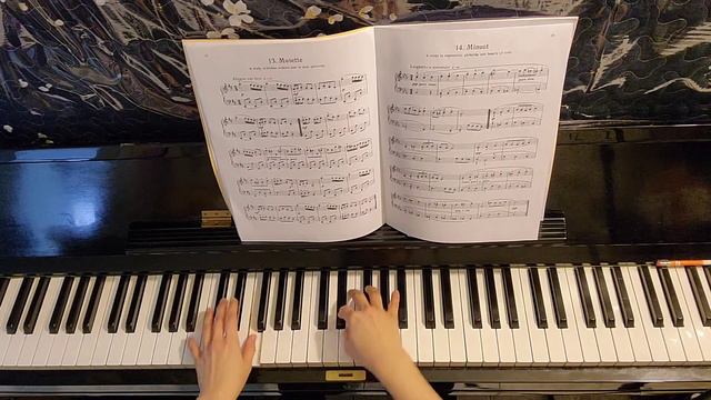 Bach Book I 14. Minuet