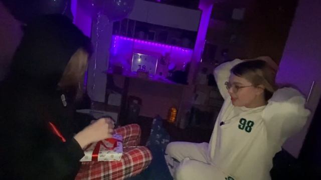 ПОДГОТОВКА К ДР | 18-ЛЕТИЕ ПОДРУГИ смотреть онлайн