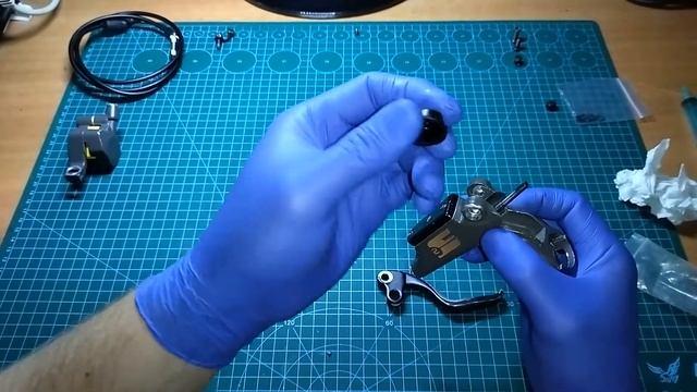 Clarks S2 MTB brake repair / Ремонт МТБ тормоза Clarks S2 смотреть онлайн