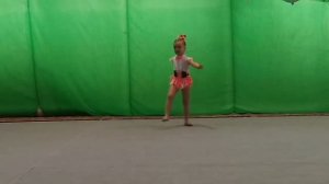 Художественная гимнастика. Соревнования Лозовая . Пелагея 4 года.