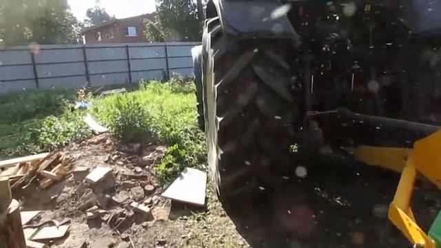 Заготовка щепы для отопления (VALTRA T191H + Heizohack HM 8-400) смотреть онлайн