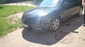 Штатный сигнал мазда 3(черная) и сигнал mitsuba