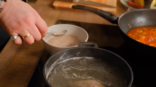 Вкусный суп с ПЕРЛОВКОЙ, ГРИБАМИ и ОЛИВКАМИ/Что приготовить на обед/Рецепт супа с шампиньонами