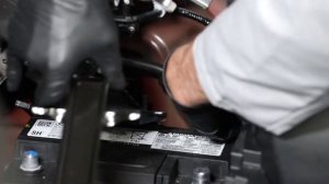 Toyota Highlander Hybrid (2021) - New 12-Volt Battery Install