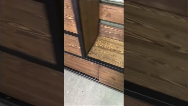 #7. Прихожая в стиле лофт из сосны и металлического профиля смотреть онлайн