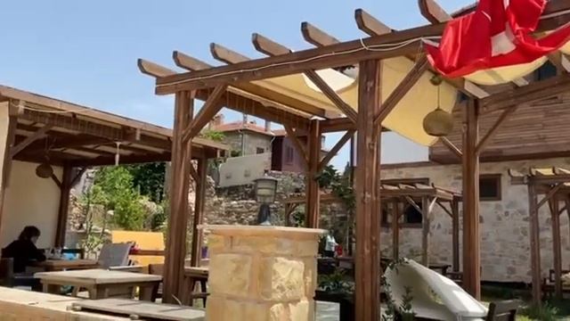 Медитативная музыка. Релакс. Йоги гуляют по античному сиде. смотреть онлайн