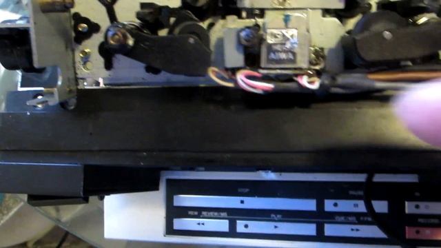 AIWA AD-F770 IDLER TIRE REPAIR (part 2) смотреть онлайн