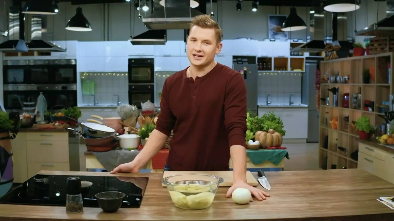 Просто кухня стс сайт. Кулинарное шоу на СТС просто кухня. Просто кухня на СТС последний выпуск 2021.