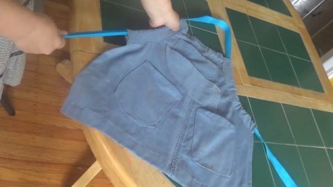 удачный фартук для малышей