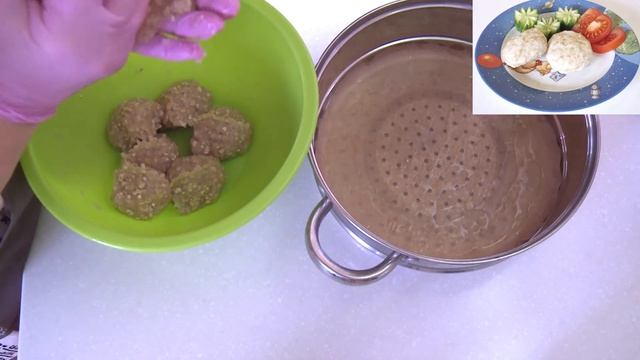 Куриные биточки с овсяными хлопьями. Диета 5