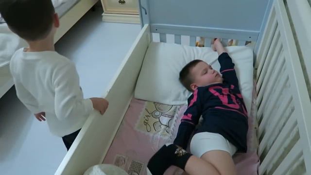 VLOG: Детский влог / До того как пришел Дед Мороз / Печенька для Деда Мороза