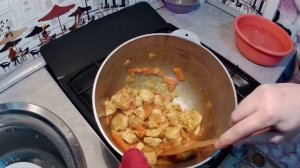 Плов из курицы. Ну очень вкусный плов с курицей.