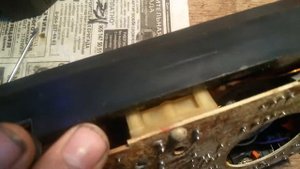 радиоприемник АЛЬПИНИСТ РП-224-1 (1992г) -что внутри?-км!(КИНОЖУРНАЛ ПАЯЛЬНИК №46.21(№107))