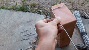 Арматура для кирпичных перемычек в оконных и дверных проемах при вертикальной кирпичной кладке.