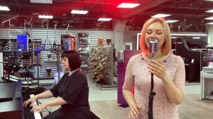 "Ах,эти тучи в голубом!"исп.Ксения Волкова (вокал), Наталья Окунева (фортепиано). Новосибирск, 2021.